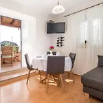 Lotea Apartamento Cavtat